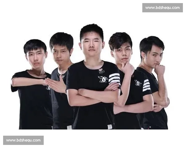 时凤兰精彩对决:展现传统技艺与创新风采的巅峰赛事 时凤兰精彩对决:展现传统技艺与创新风采的巅峰赛事