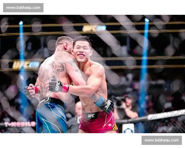 李景亮最新UFC比赛精彩瞬间全程回顾震撼场面不容错过
